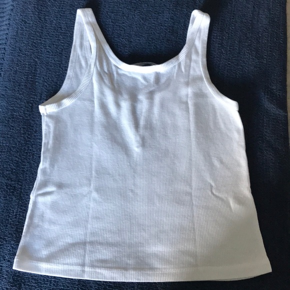 Brandy Melville white ribbed crop top - Picture 2 of 3